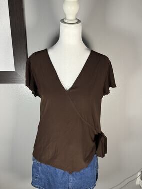 Vintage KC Stevens Brown Chocolate Wrap Top Flutter Sleeve Lettuce Trim Y2K L
